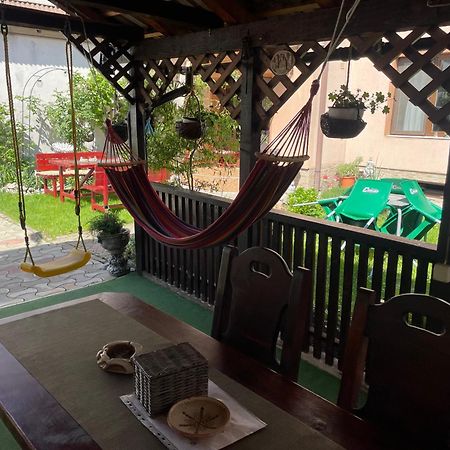 Casa Nicoladis Apartment Zărneşti Bagian luar foto