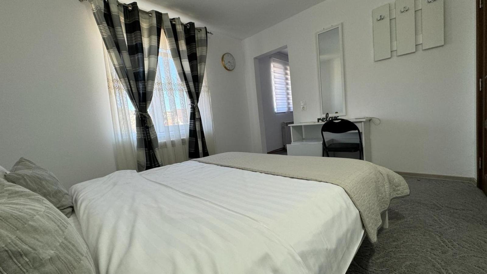 Casa Nicoladis Apartment Zărneşti Bagian luar foto