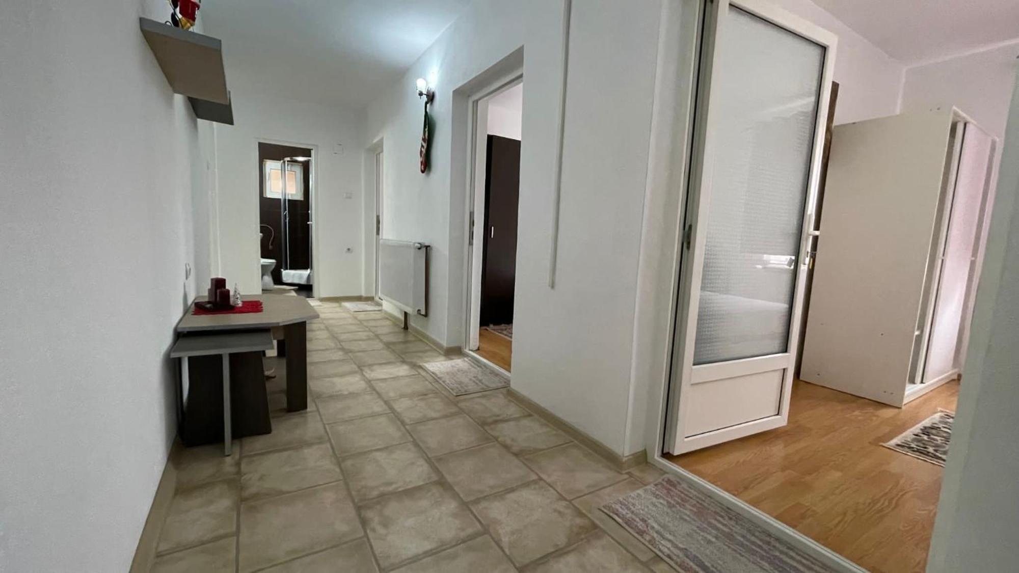 Casa Nicoladis Apartment Zărneşti Bagian luar foto