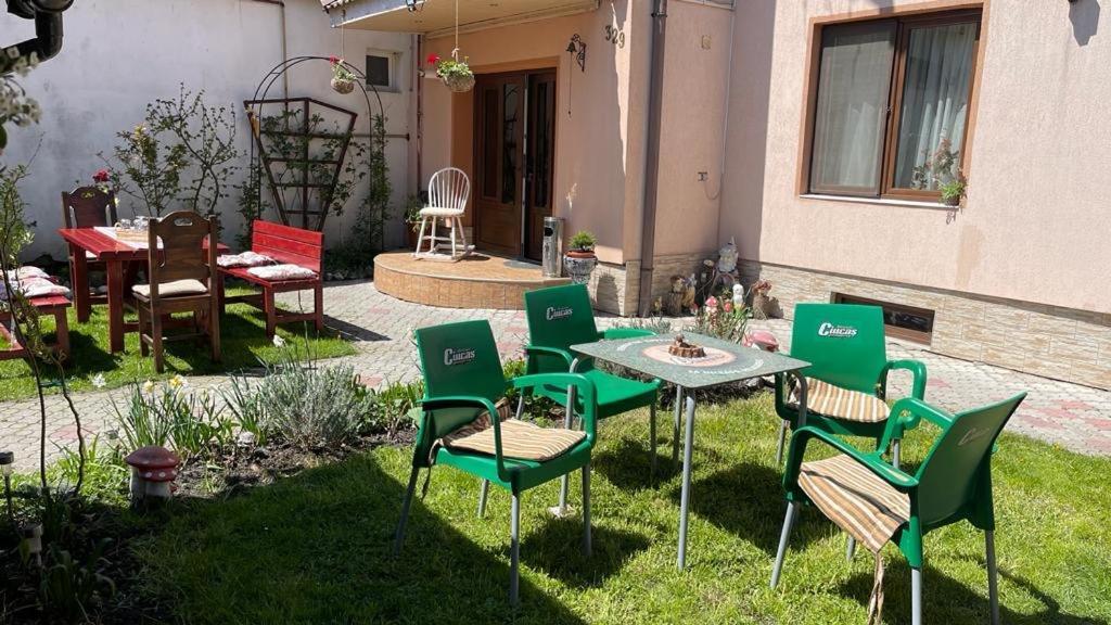 Casa Nicoladis Apartment Zărneşti Bagian luar foto